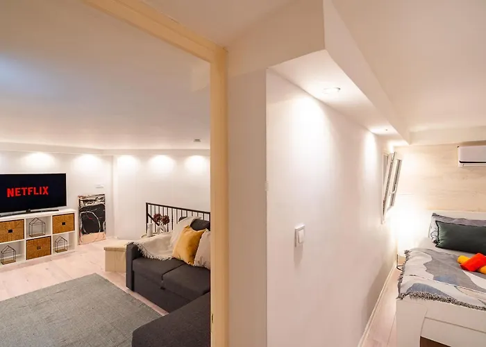 Apartamento Downtown Gem - Next To Andrassy Street *