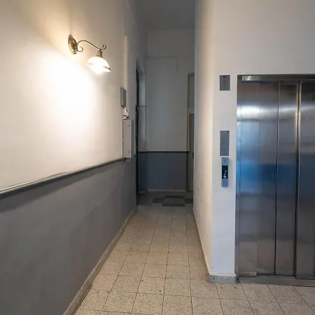 Downtown Gem - Next To Andrassy Street Apartament