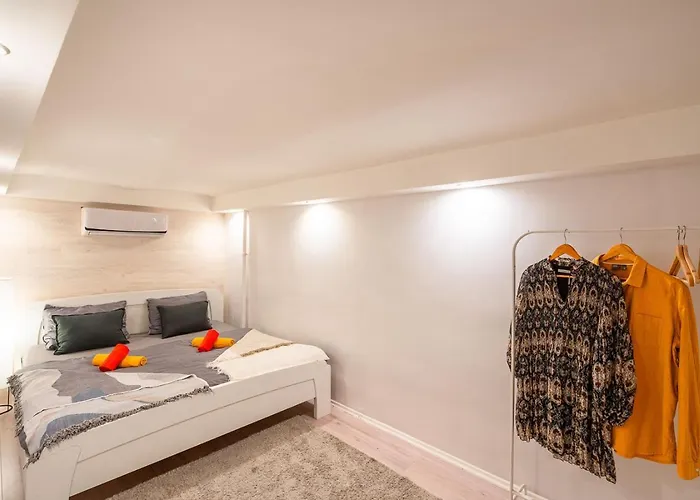 Downtown Gem - Next To Andrassy Street Appartement *